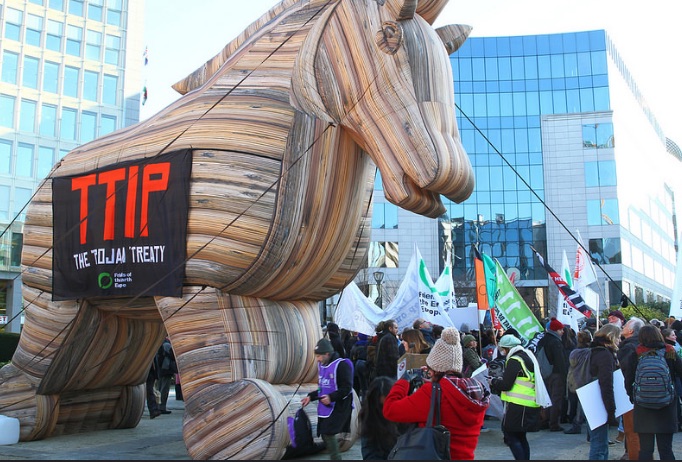 Francia y Austria abogan por un nuevo nombre para el TTIP