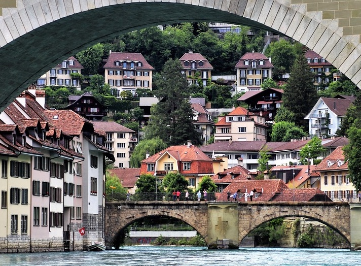 La primera demanda de arbitraje de inversiones contra Suiza es una realidad