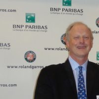 Fallece el árbitro británico VV Veeder