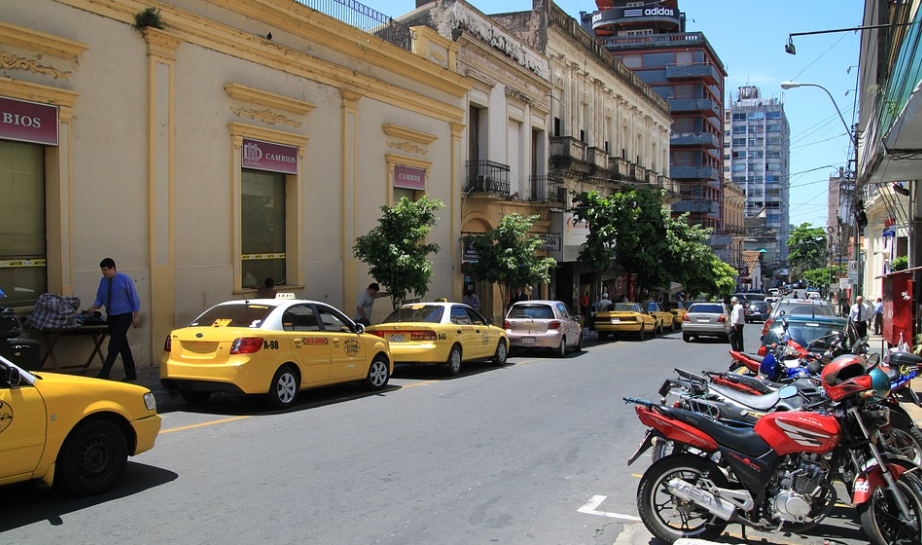 Paraguay ya tiene abogados para sus arbitrajes por Metrobús y Serviam