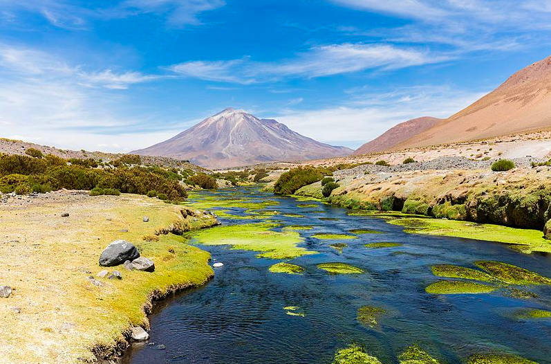 Prevalece la petición de Chile en disputa con Bolivia por Río Silala