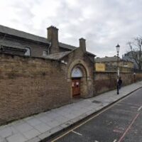 Tribunal de Londres da luz verde al embargo de terrenos del Estado español
