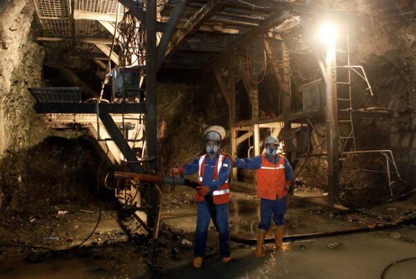 Toachi-Pilaton-Hidroelectrica-CC-BY-NC-SA-2.0.